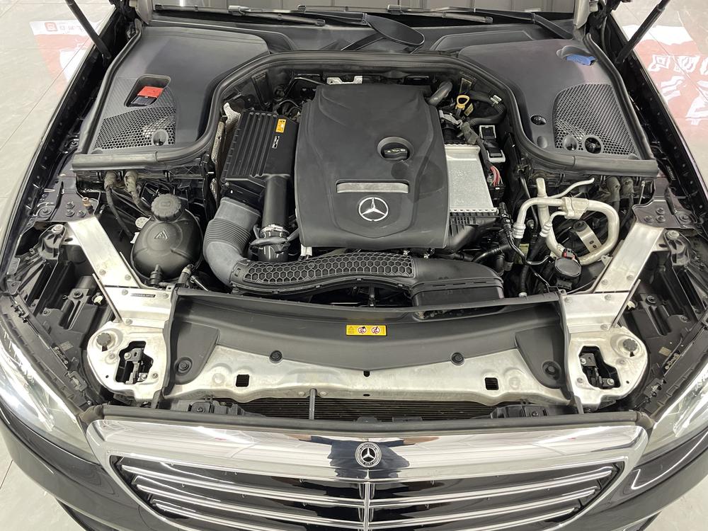 Mercedes-Benz Mercedes-Benz E-Class