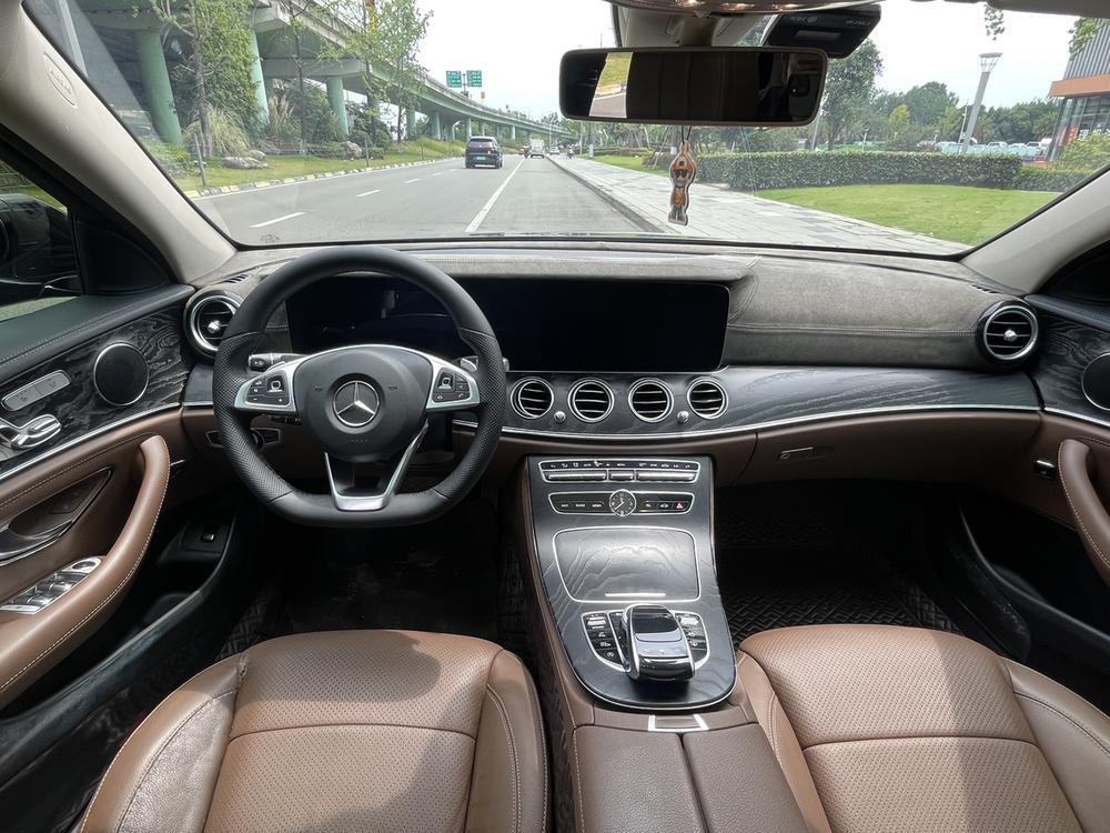 Mercedes-Benz Mercedes-Benz E-Class