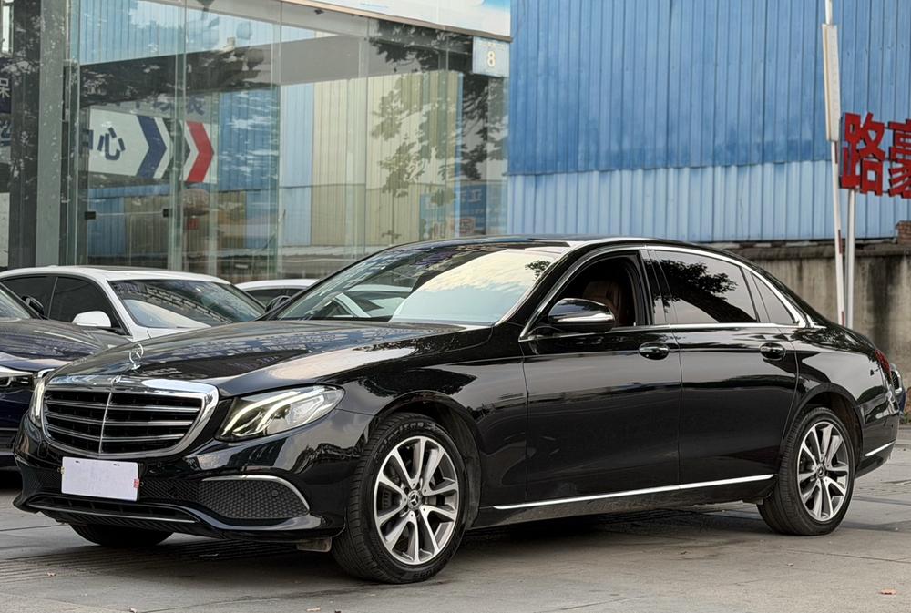 Mercedes-Benz Mercedes-Benz E-Class