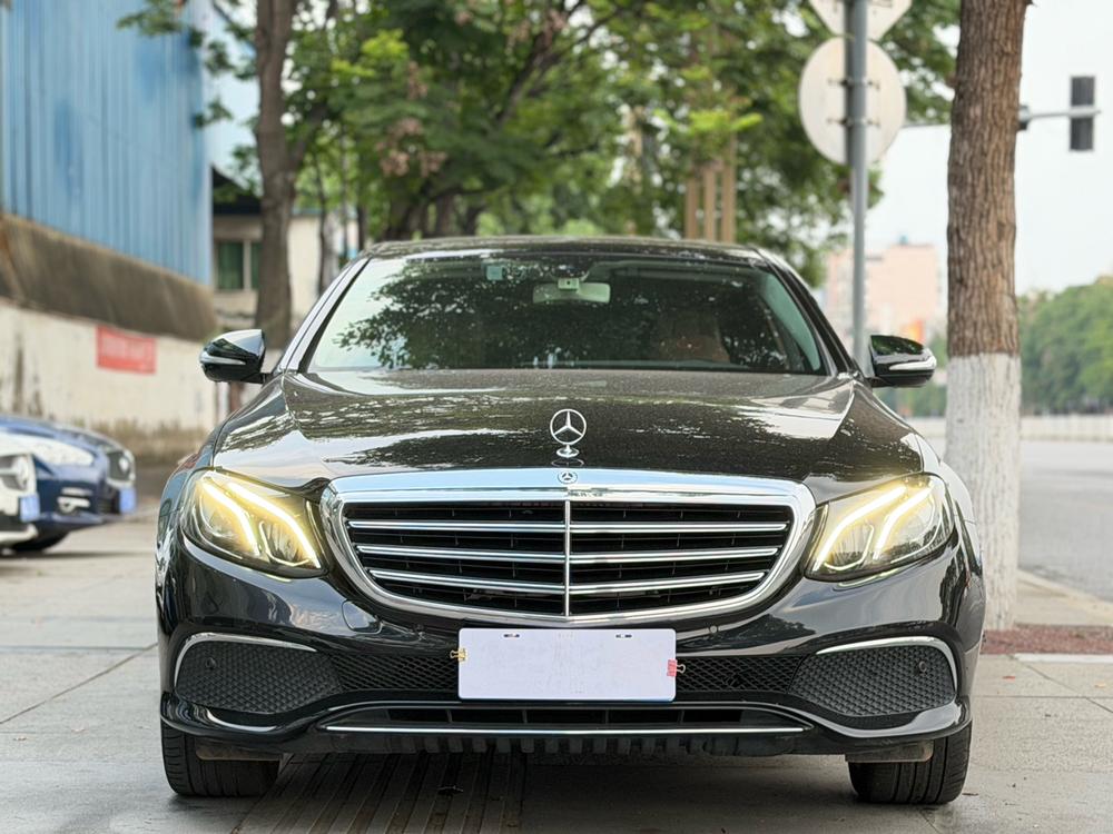 Mercedes-Benz Mercedes-Benz E-Class