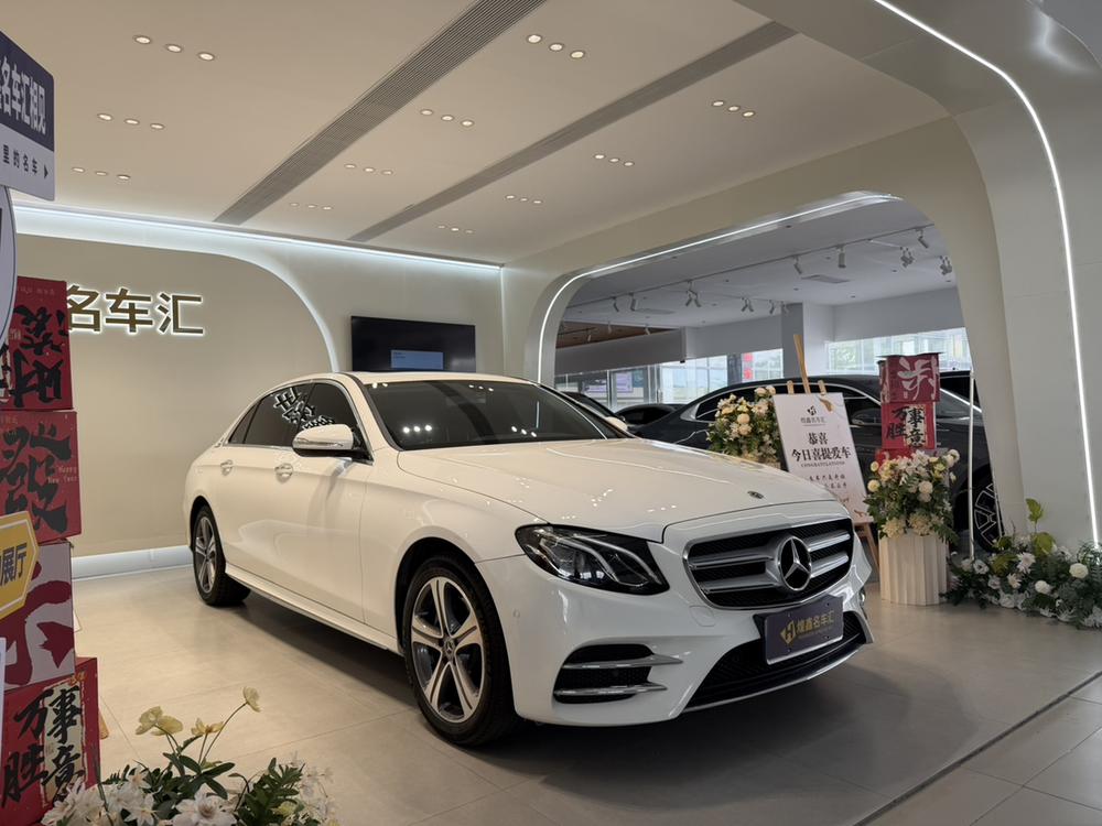 Mercedes-Benz Mercedes-Benz E-Class