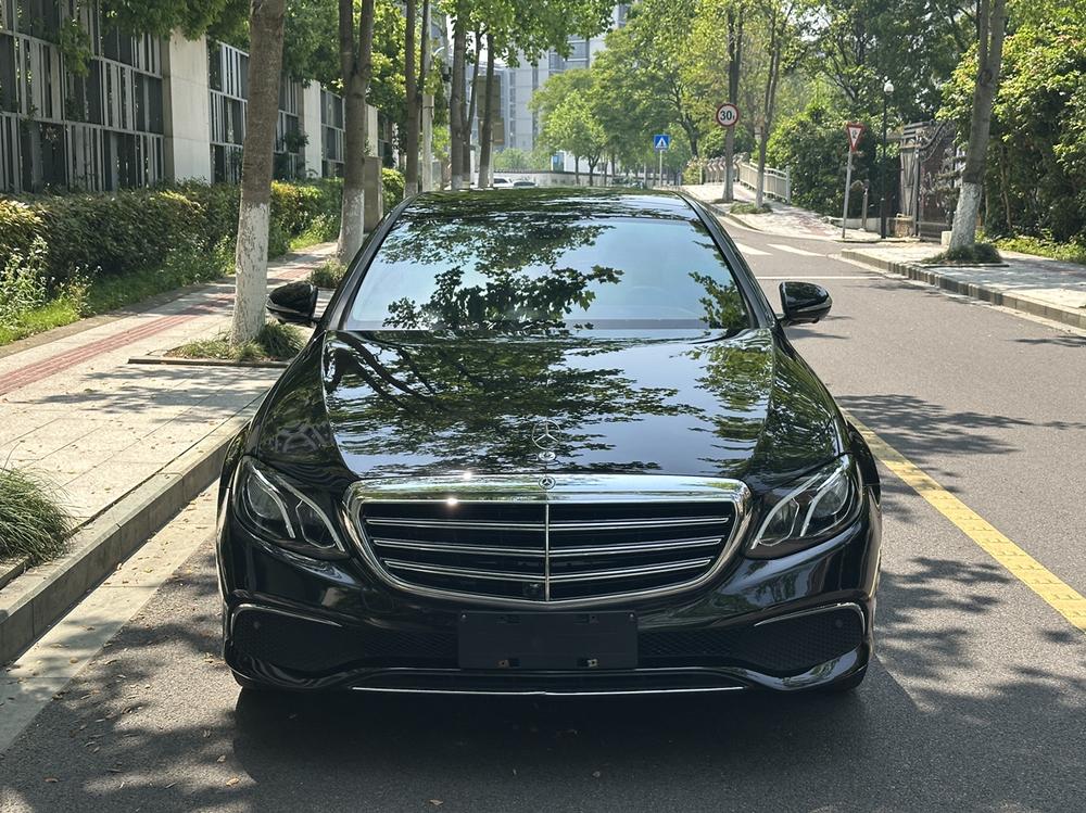 Mercedes-Benz Mercedes-Benz E-Class