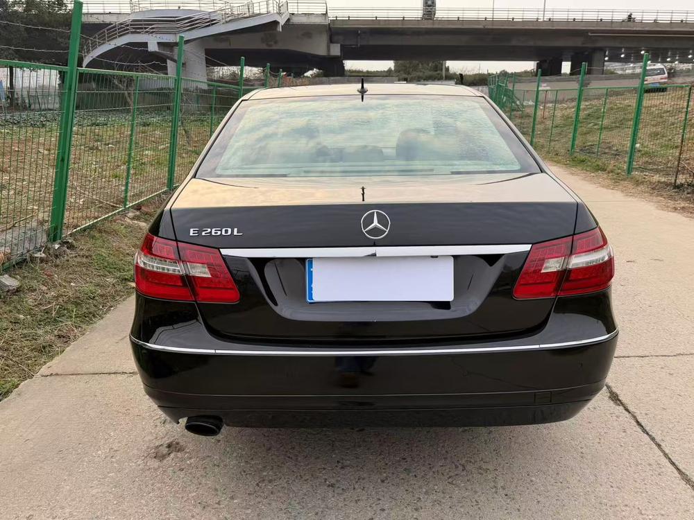 Mercedes-Benz Mercedes-Benz E-Class