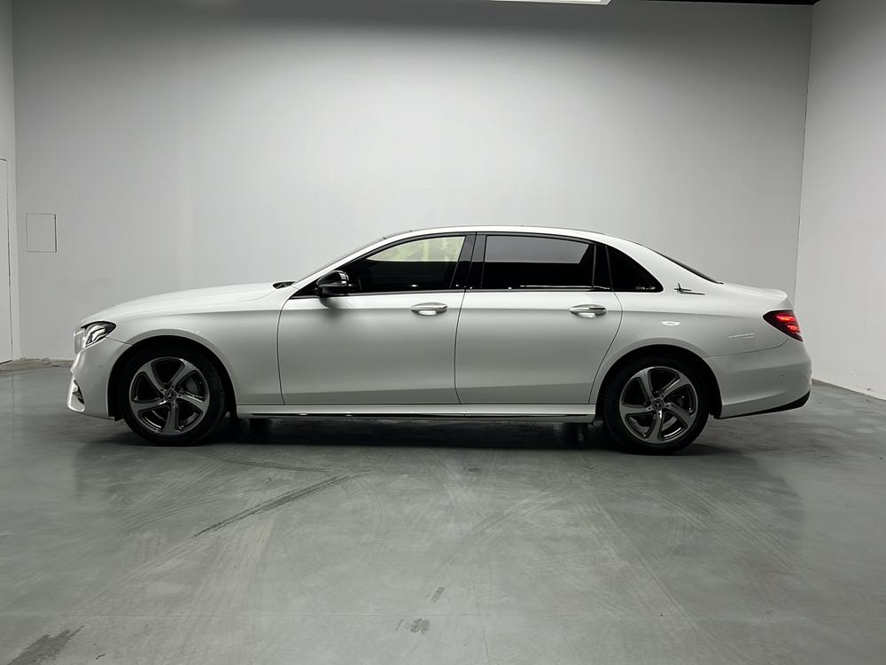 Mercedes-Benz Mercedes-Benz E-Class