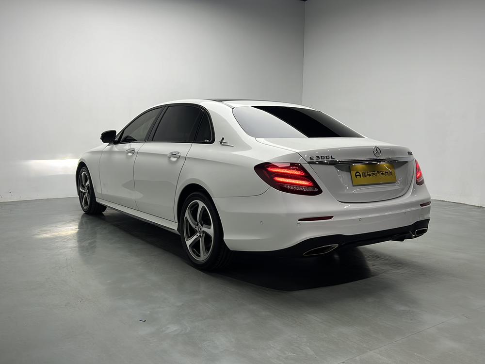 Mercedes-Benz Mercedes-Benz E-Class