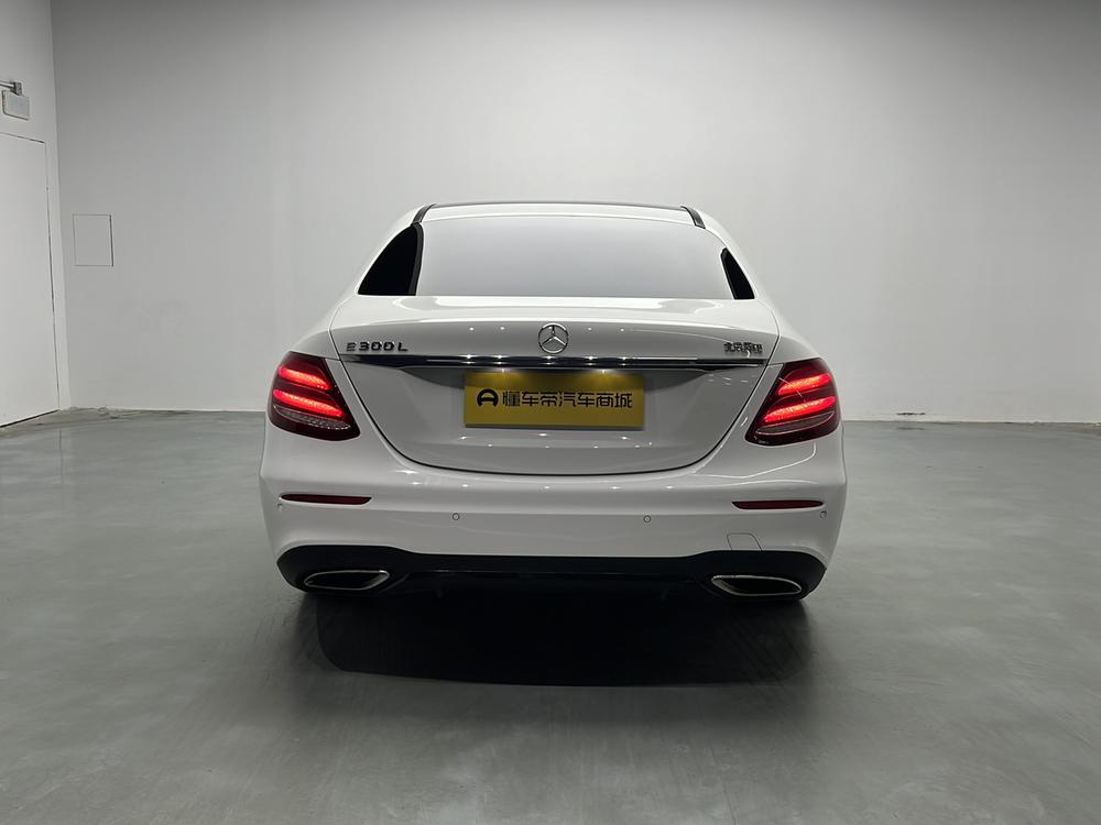 Mercedes-Benz Mercedes-Benz E-Class