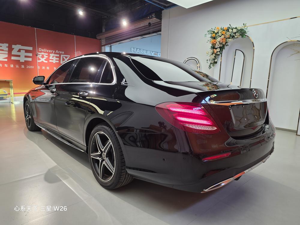 Mercedes-Benz Mercedes-Benz E-Class