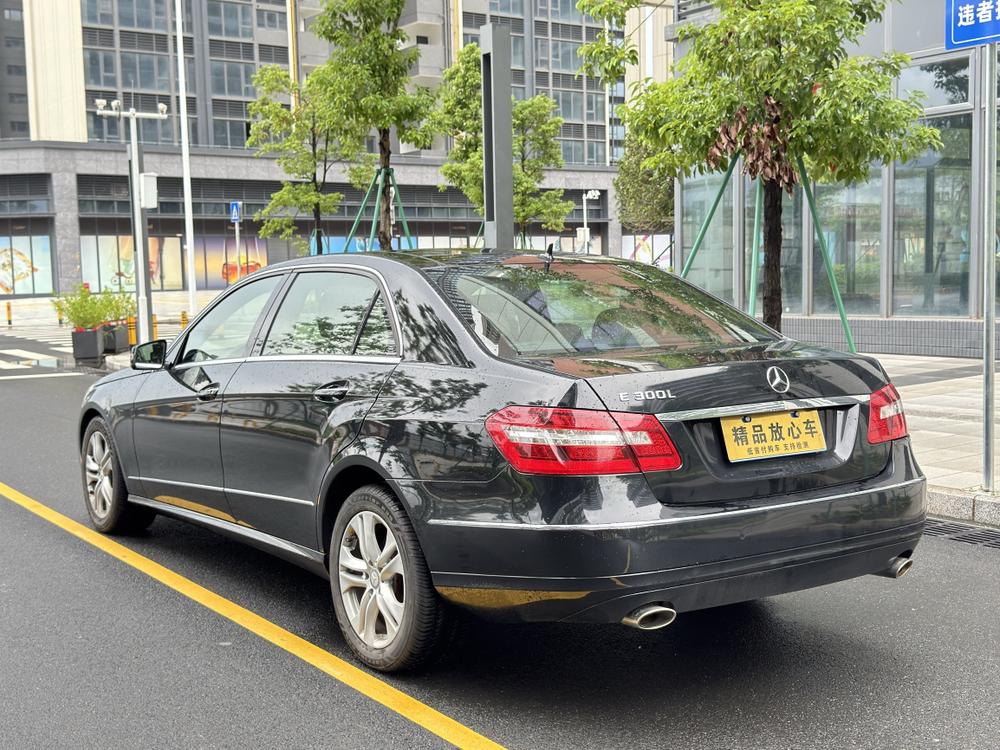 Mercedes-Benz Mercedes-Benz E-Class