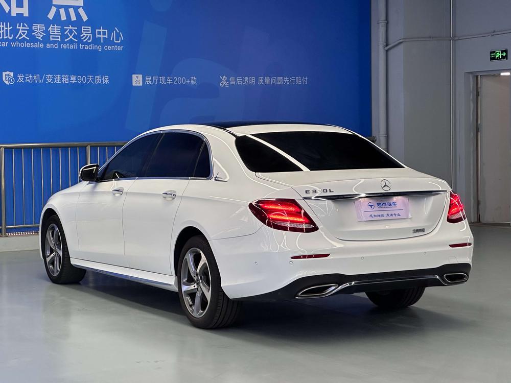 Mercedes-Benz Mercedes-Benz E-Class