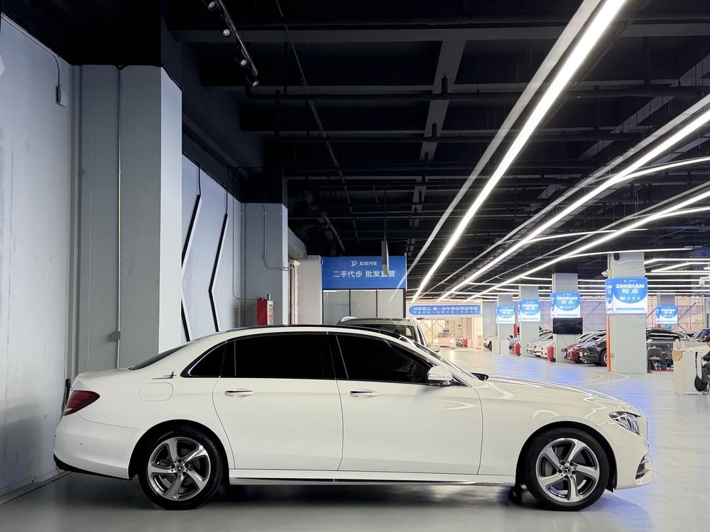 Mercedes-Benz Mercedes-Benz E-Class