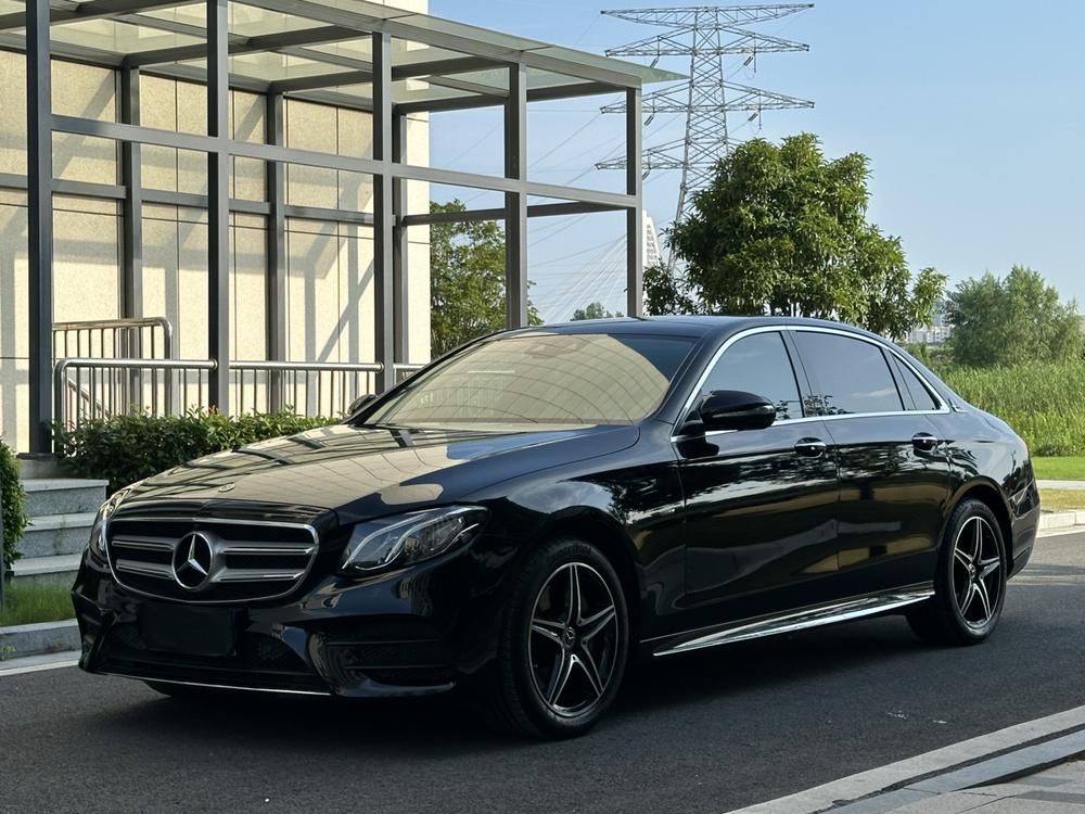Mercedes-Benz Mercedes-Benz E-Class