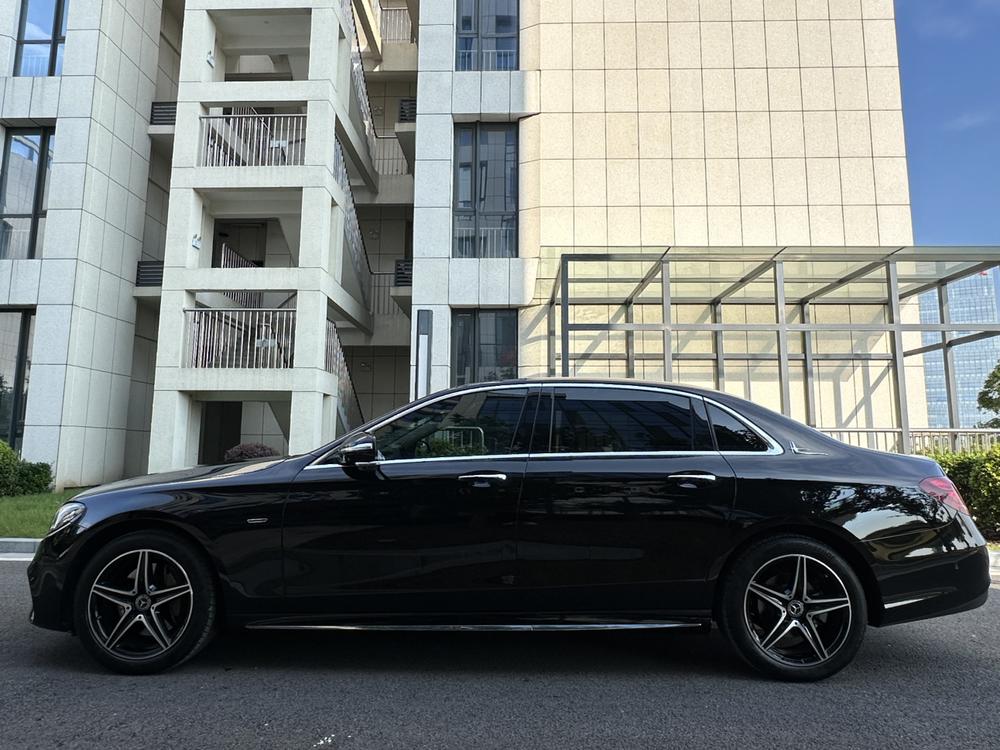 Mercedes-Benz Mercedes-Benz E-Class