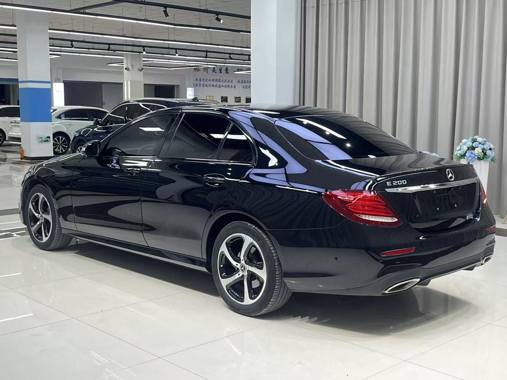 Mercedes-Benz Mercedes-Benz E-Class