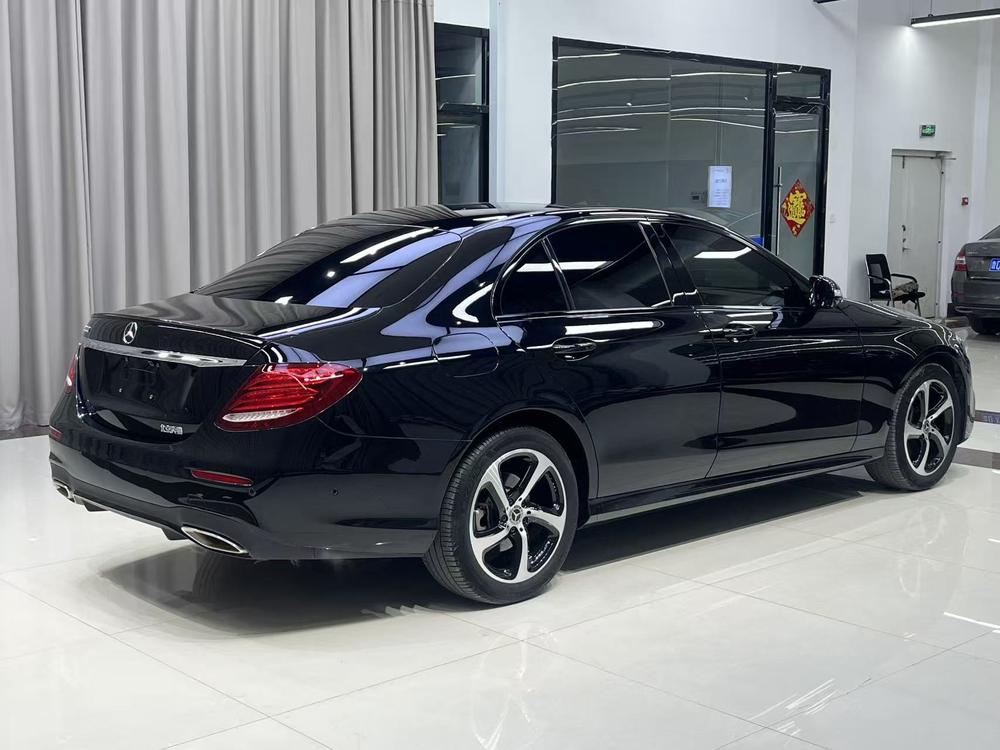 Mercedes-Benz Mercedes-Benz E-Class