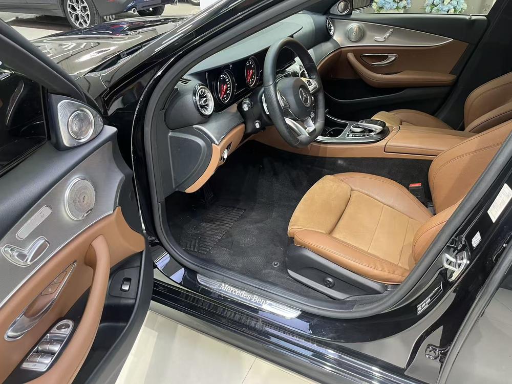 Mercedes-Benz Mercedes-Benz E-Class