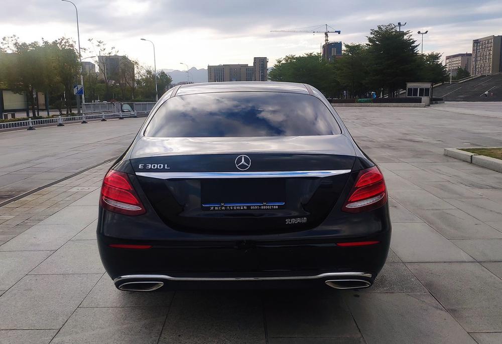Mercedes-Benz Mercedes-Benz E-Class