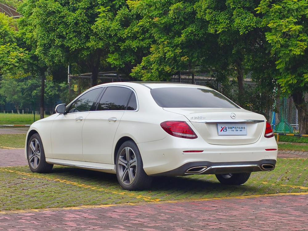 Mercedes-Benz Mercedes-Benz E-Class