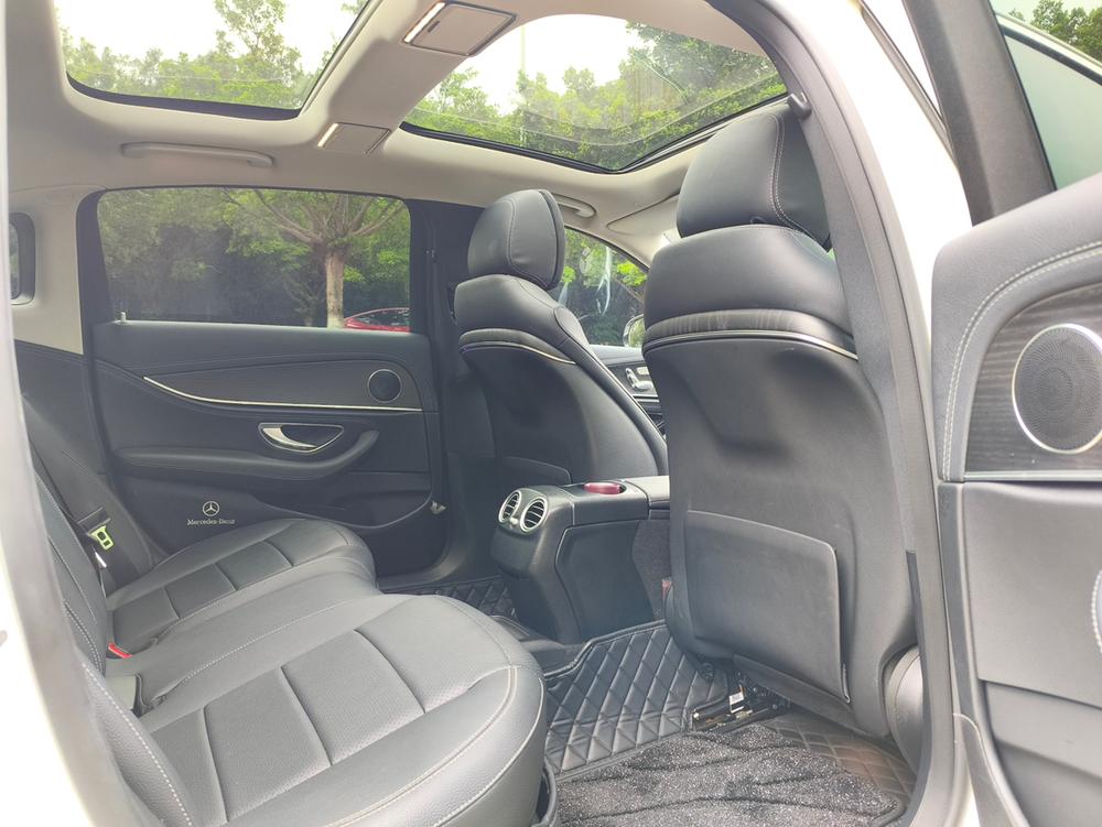 Mercedes-Benz Mercedes-Benz E-Class