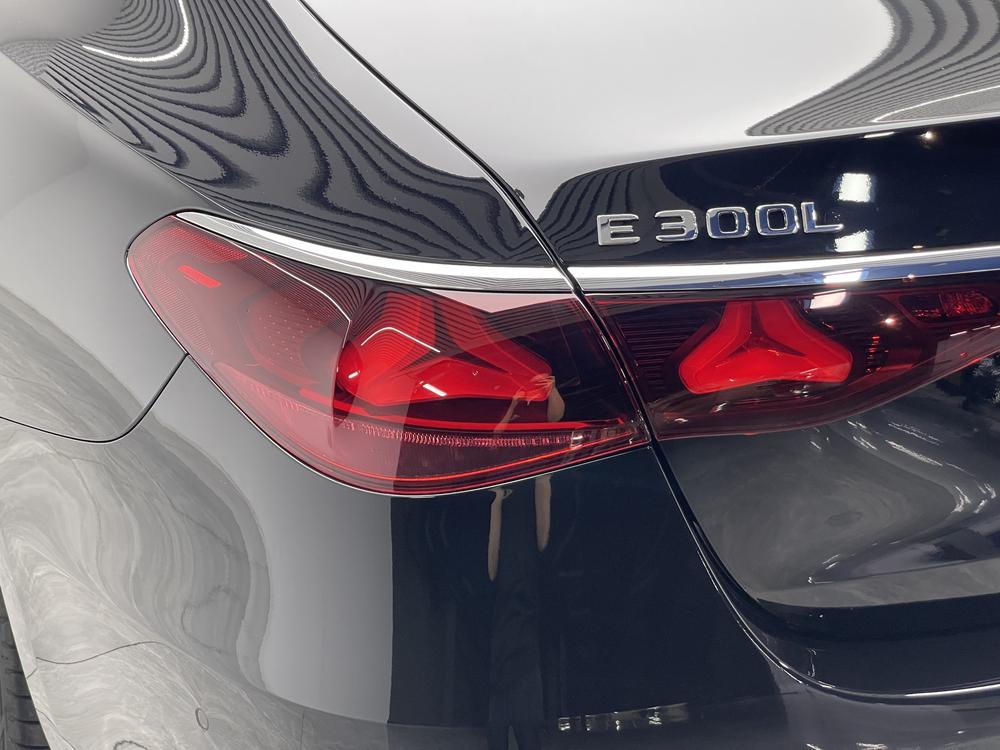 Mercedes-Benz Mercedes-Benz E-Class