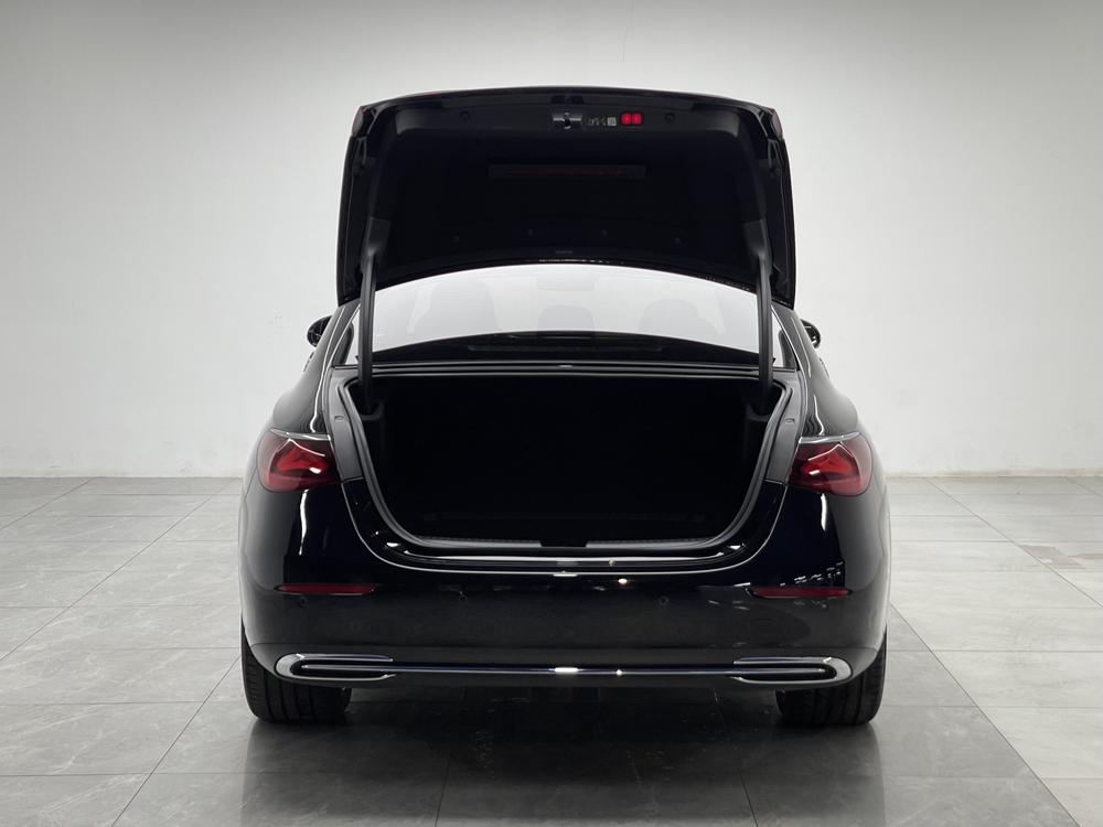 Mercedes-Benz Mercedes-Benz E-Class