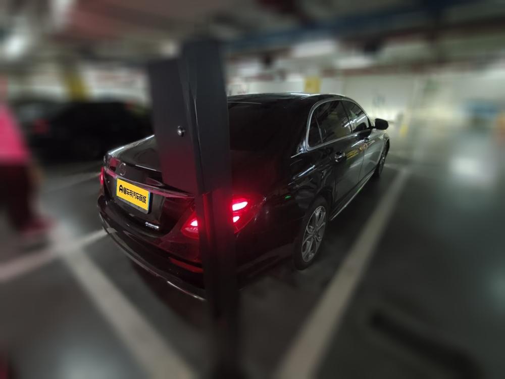 Mercedes-Benz Mercedes-Benz E-Class