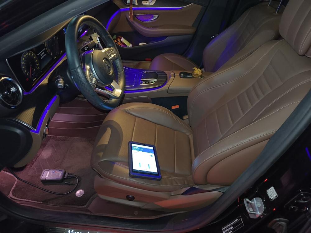Mercedes-Benz Mercedes-Benz E-Class