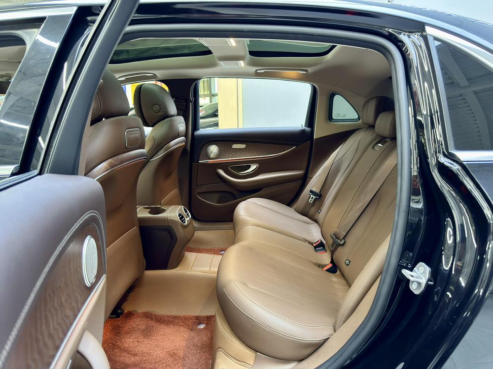 Mercedes-Benz Mercedes-Benz E-Class