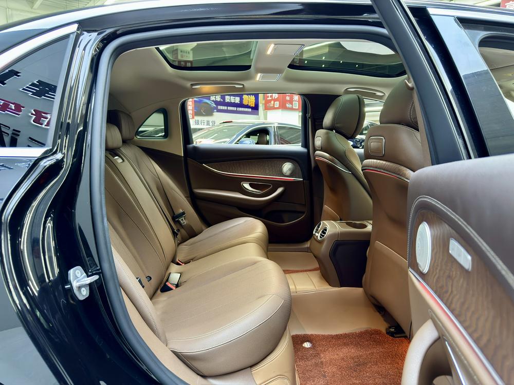 Mercedes-Benz Mercedes-Benz E-Class
