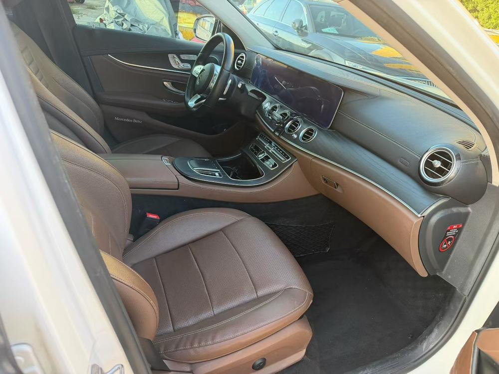 Mercedes-Benz Mercedes-Benz E-Class