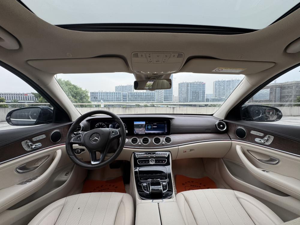 Mercedes-Benz Mercedes-Benz E-Class