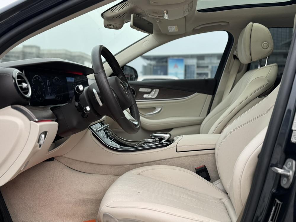 Mercedes-Benz Mercedes-Benz E-Class
