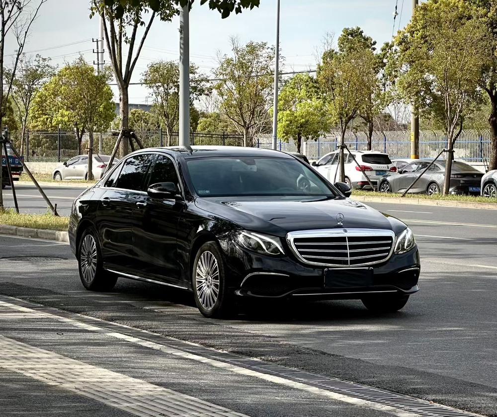 Mercedes-Benz Mercedes-Benz E-Class
