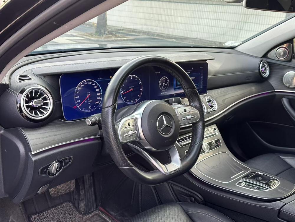 Mercedes-Benz Mercedes-Benz E-Class