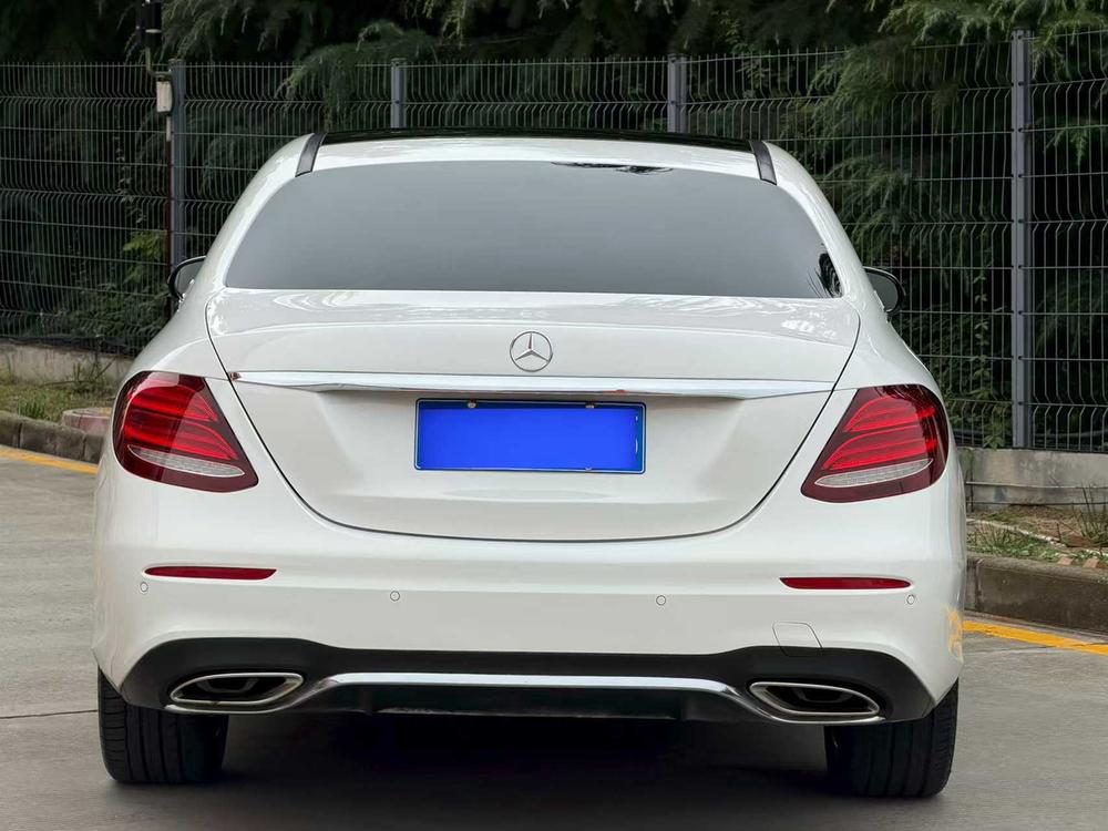 Mercedes-Benz Mercedes-Benz E-Class