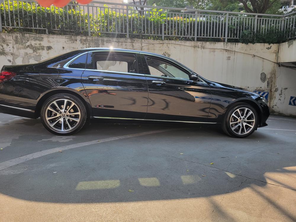 Mercedes-Benz Mercedes-Benz E-Class