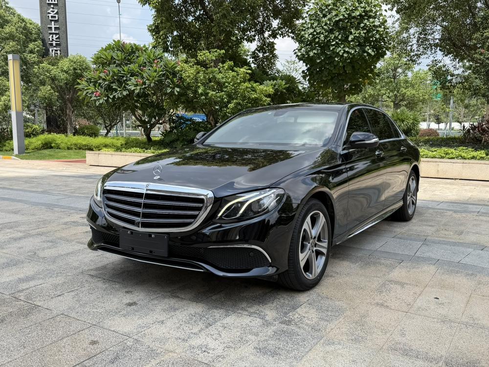 Mercedes-Benz Mercedes-Benz E-Class