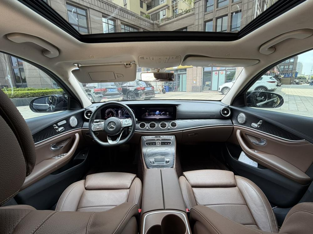 Mercedes-Benz Mercedes-Benz E-Class