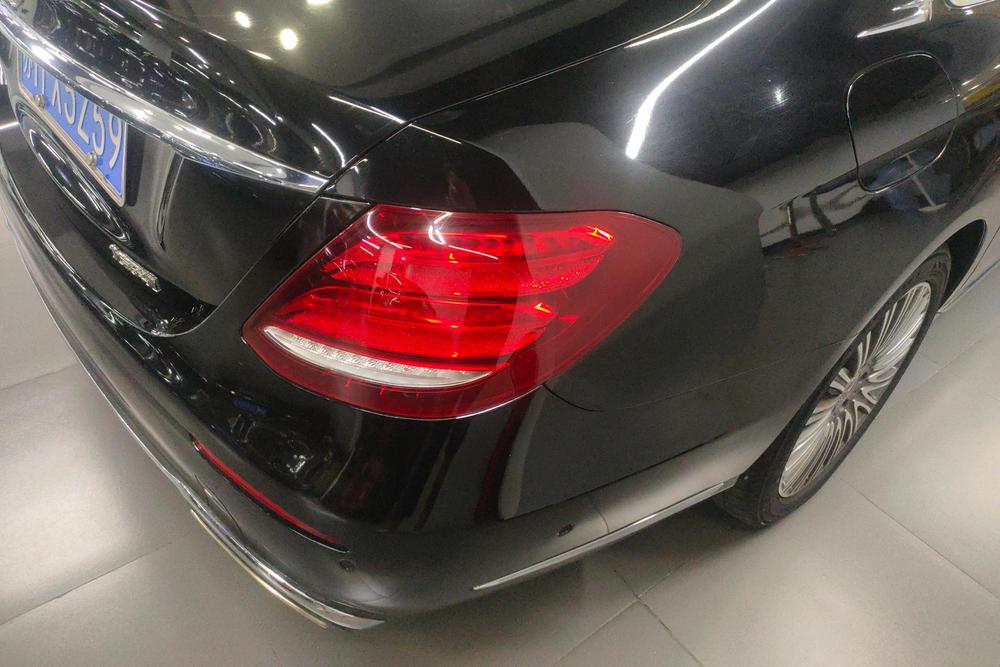 Mercedes-Benz Mercedes-Benz E-Class