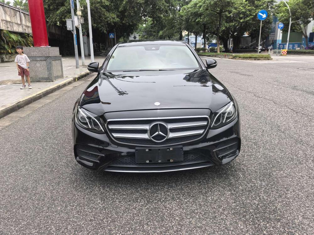 Mercedes-Benz Mercedes-Benz E-Class