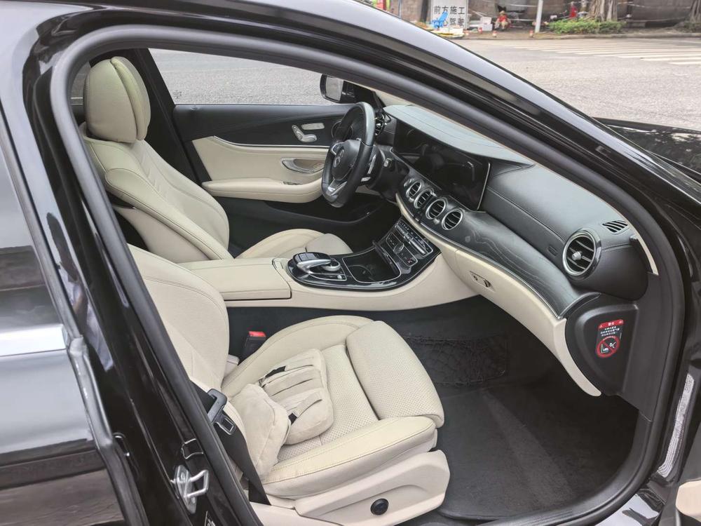 Mercedes-Benz Mercedes-Benz E-Class