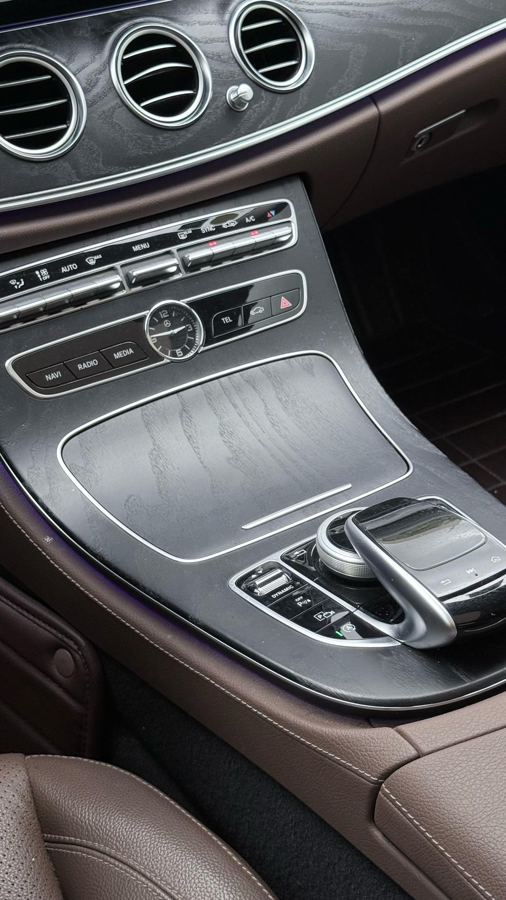 Mercedes-Benz Mercedes-Benz E-Class