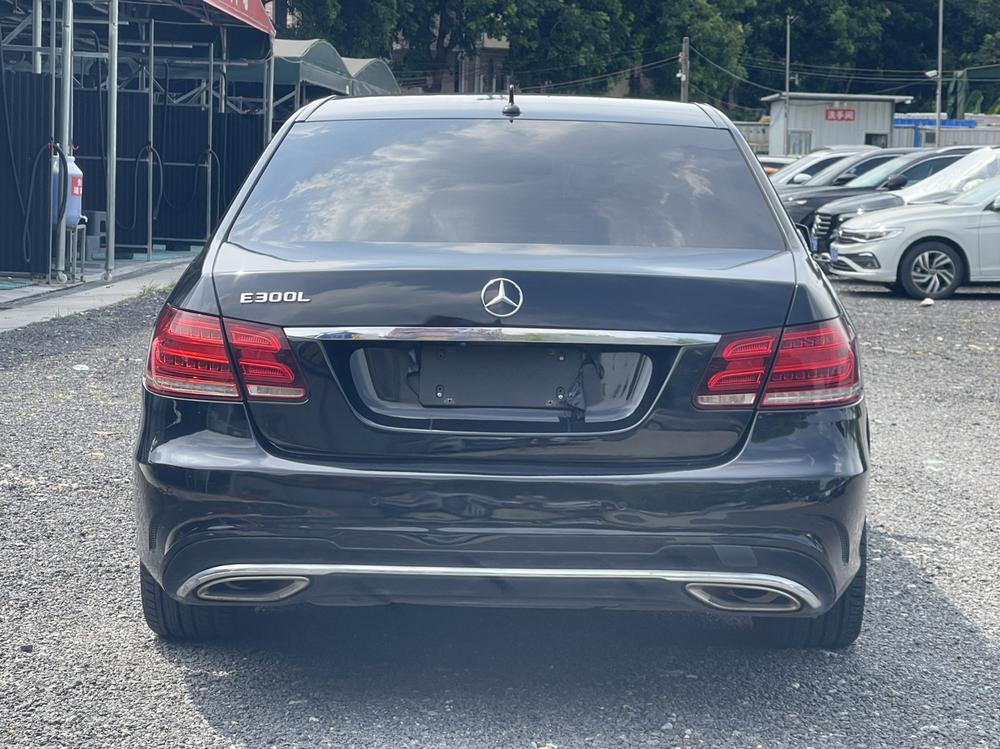 Mercedes-Benz Mercedes-Benz E-Class