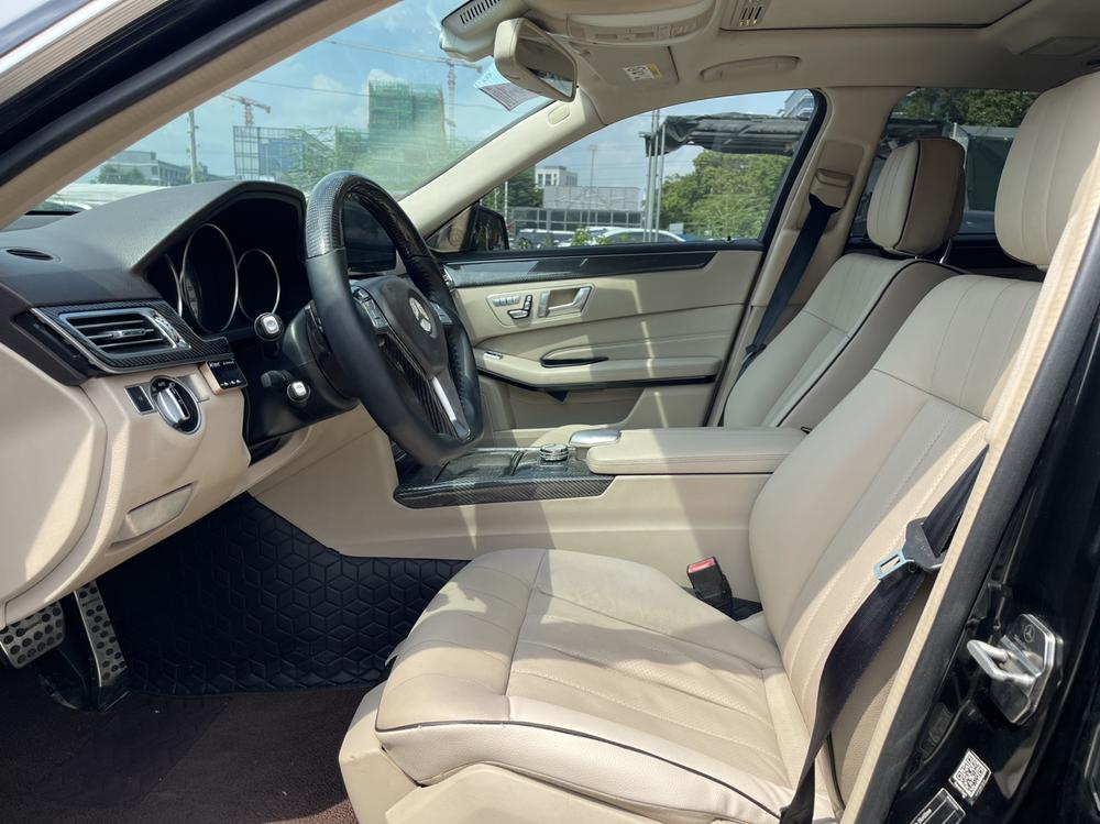 Mercedes-Benz Mercedes-Benz E-Class