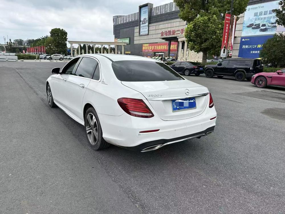 Mercedes-Benz Mercedes-Benz E-Class