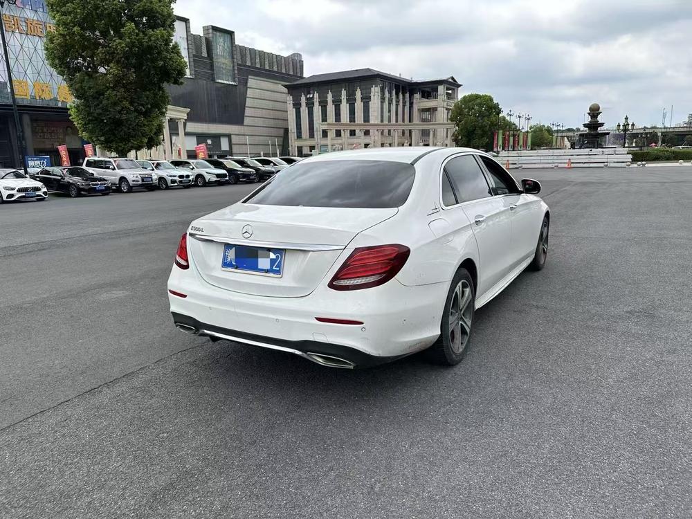 Mercedes-Benz Mercedes-Benz E-Class