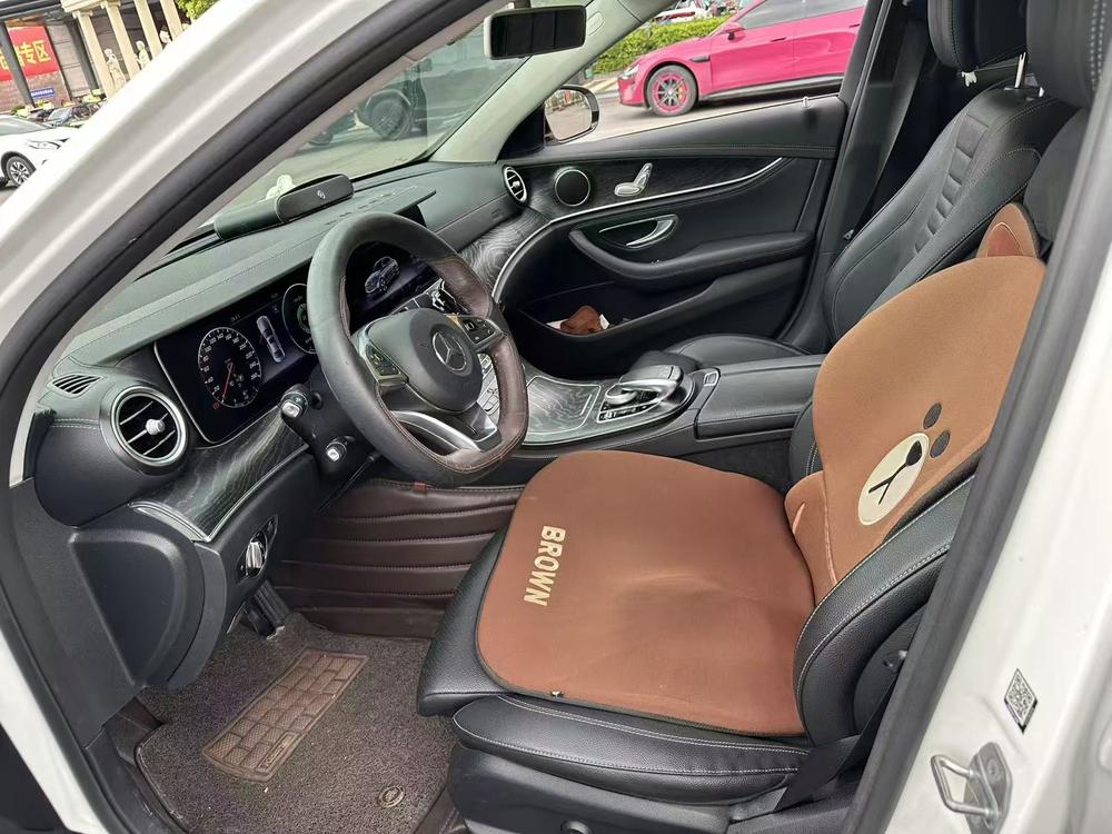Mercedes-Benz Mercedes-Benz E-Class