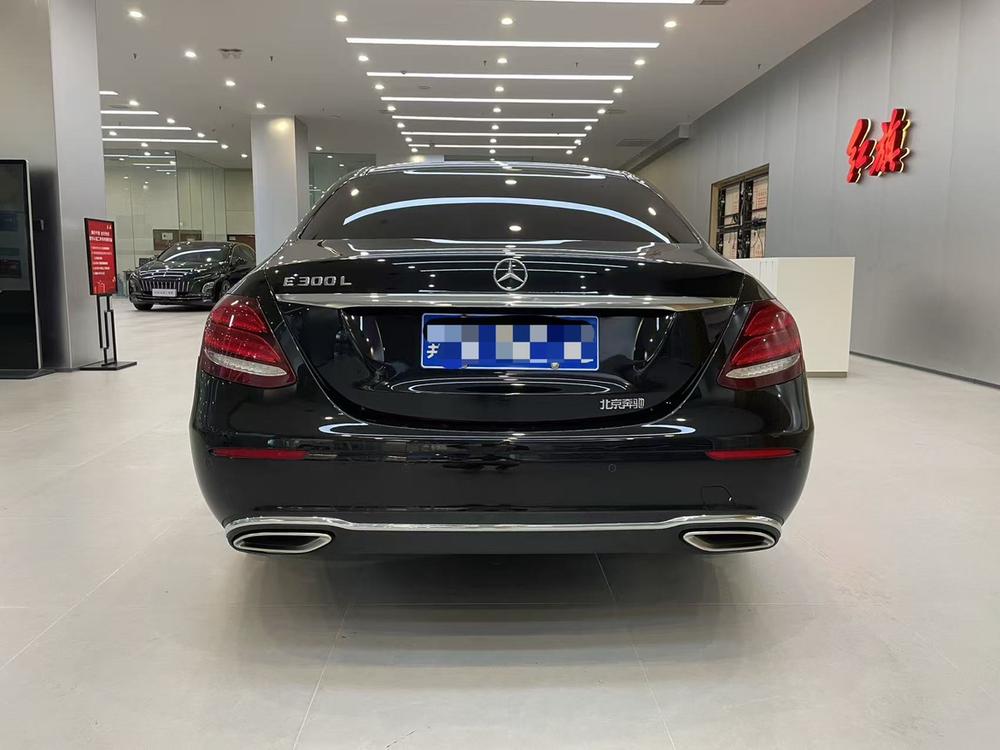 Mercedes-Benz Mercedes-Benz E-Class