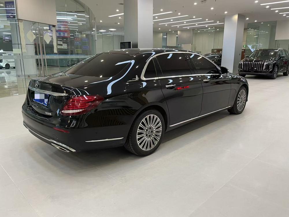 Mercedes-Benz Mercedes-Benz E-Class