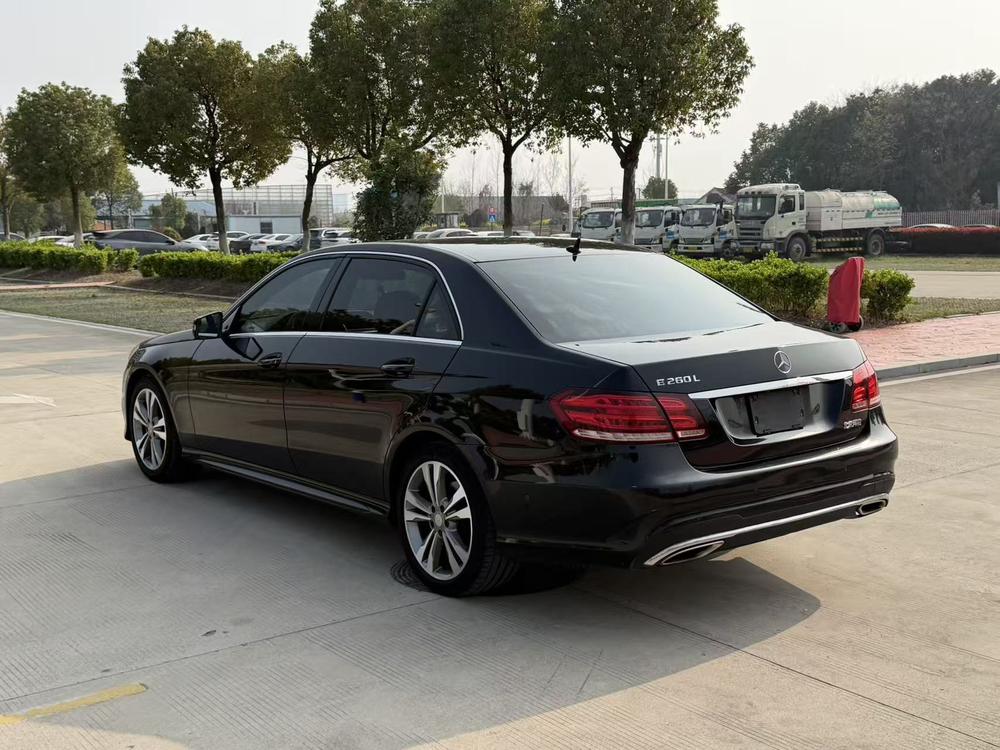 Mercedes-Benz Mercedes-Benz E-Class
