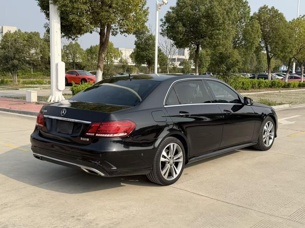 Mercedes-Benz Mercedes-Benz E-Class